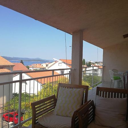 Apartmani Nea Biograd Na Moru Bagian luar foto