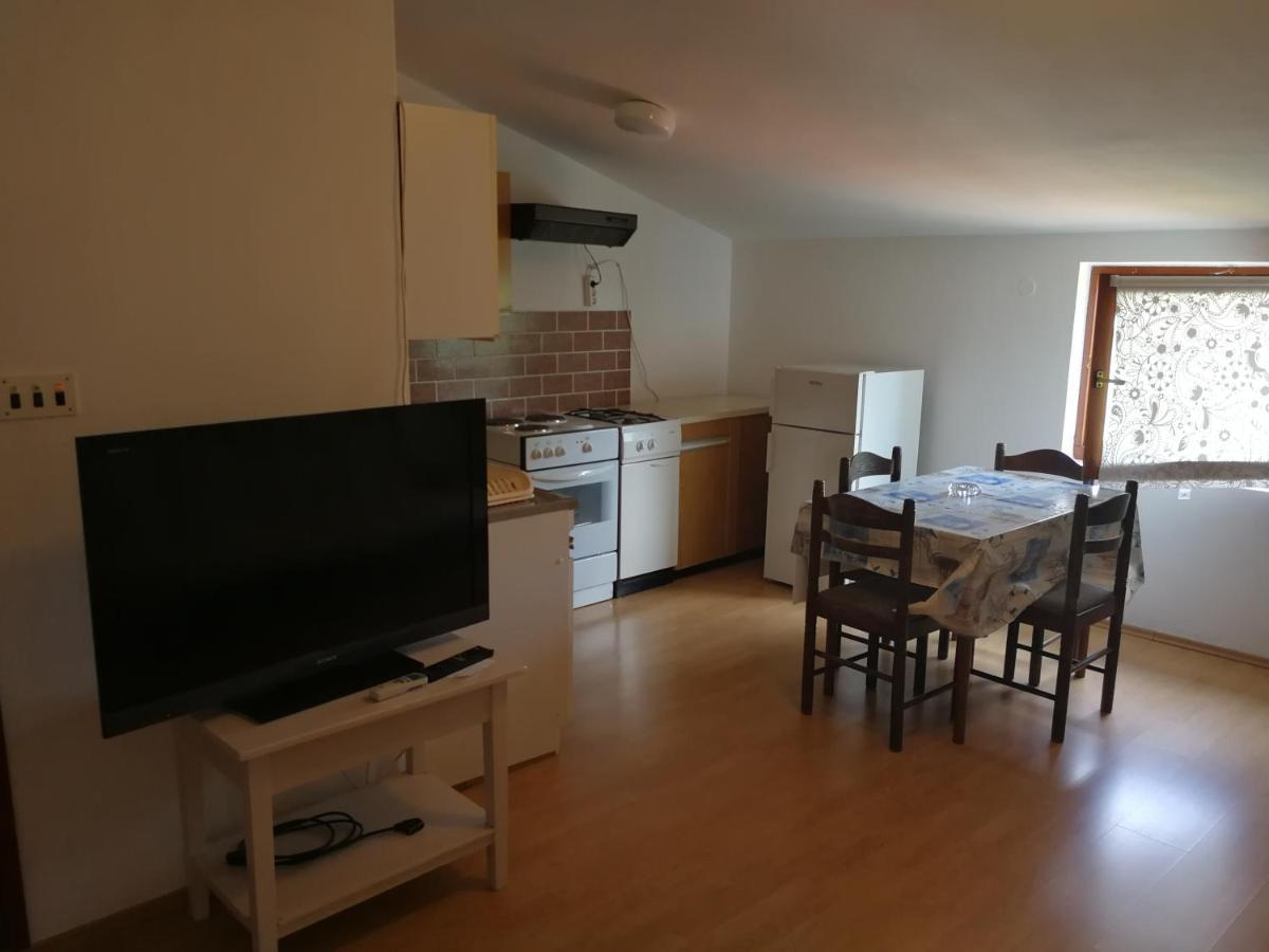 Apartmani Nea Biograd Na Moru Bagian luar foto