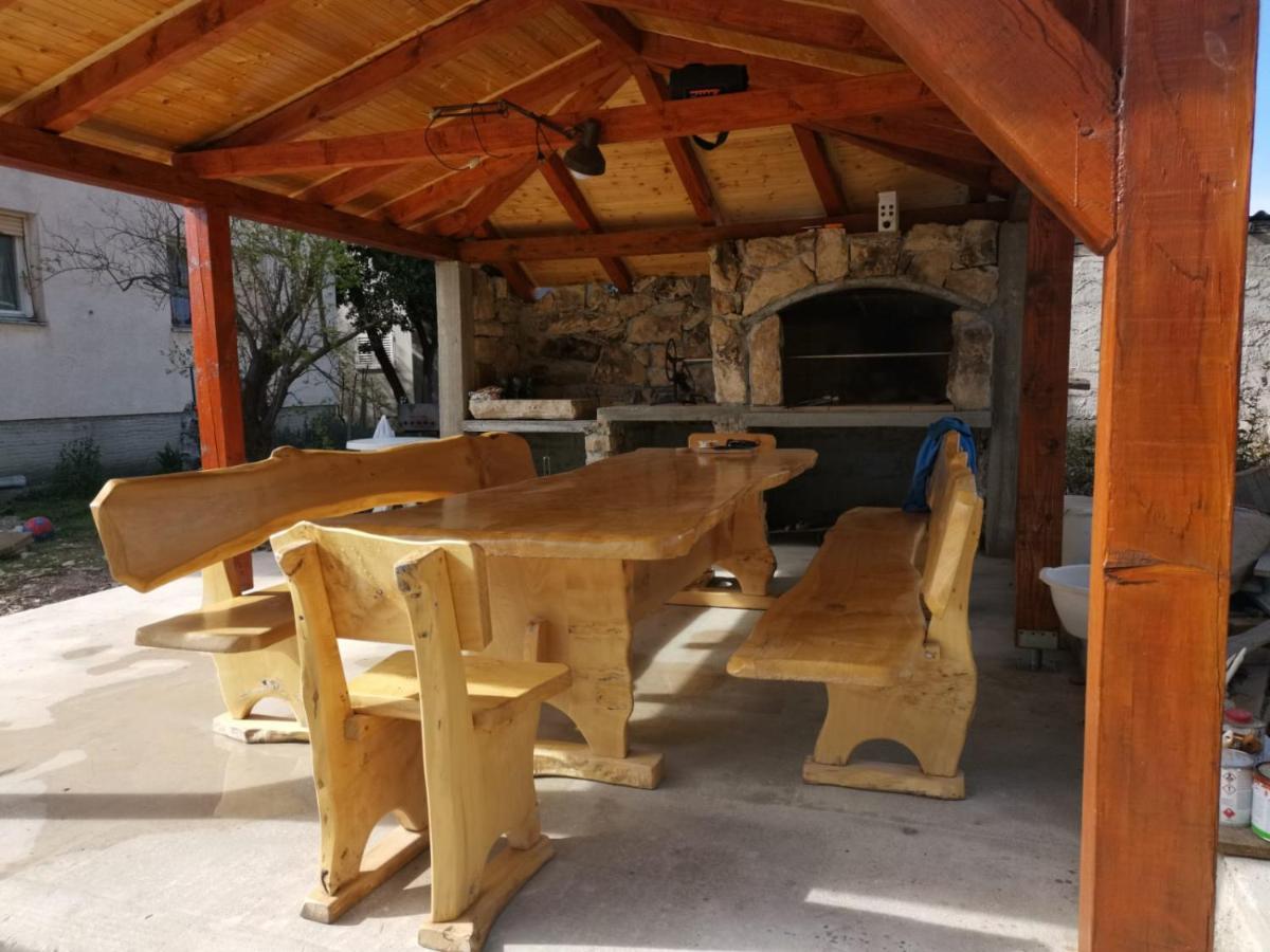 Apartmani Nea Biograd Na Moru Bagian luar foto