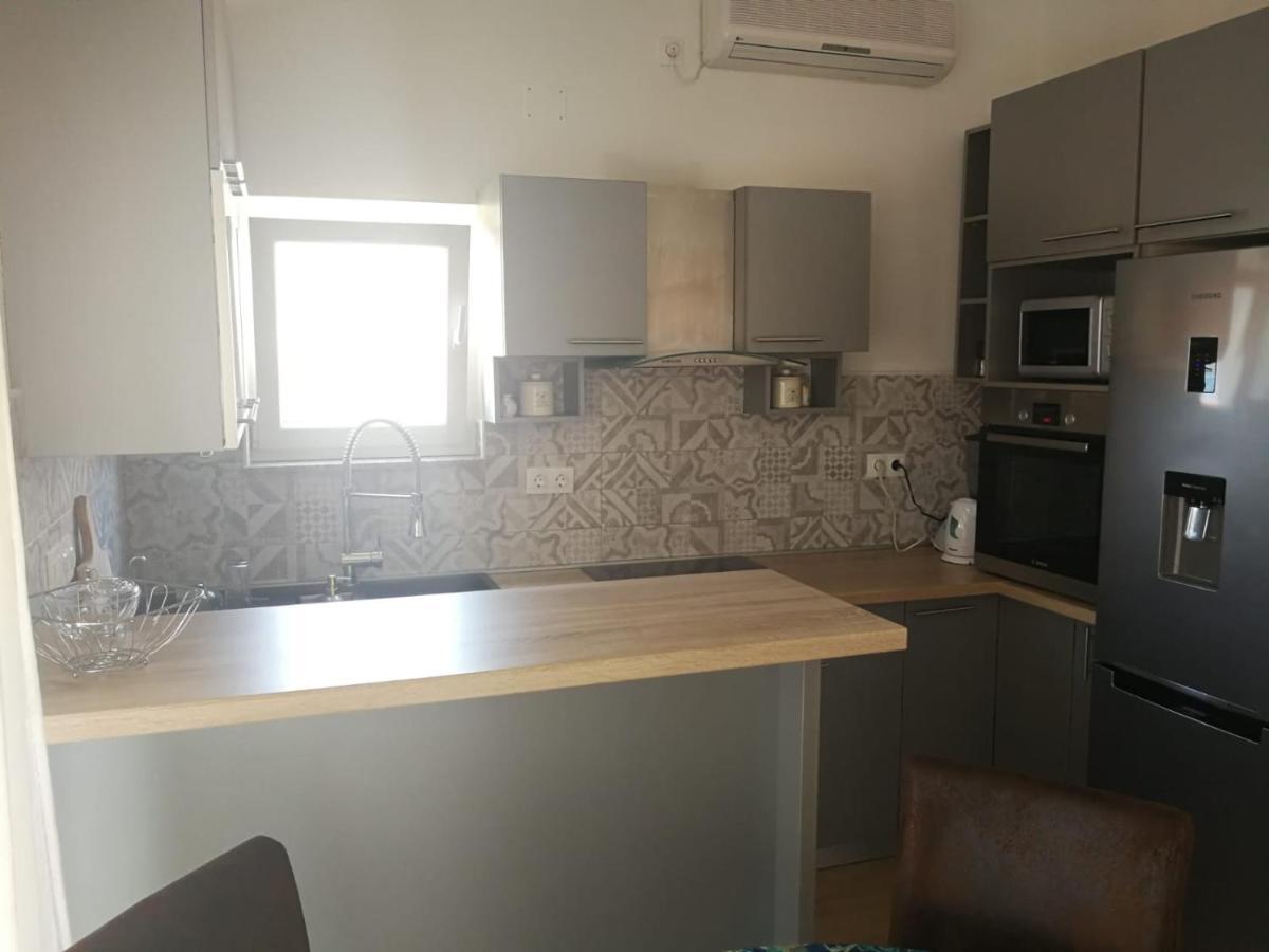 Apartmani Nea Biograd Na Moru Bagian luar foto