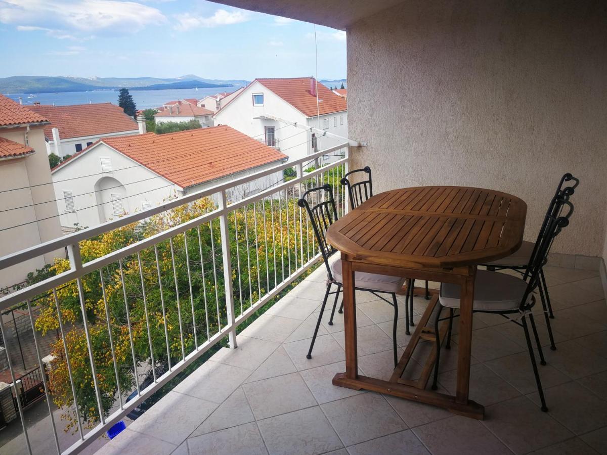 Apartmani Nea Biograd Na Moru Bagian luar foto