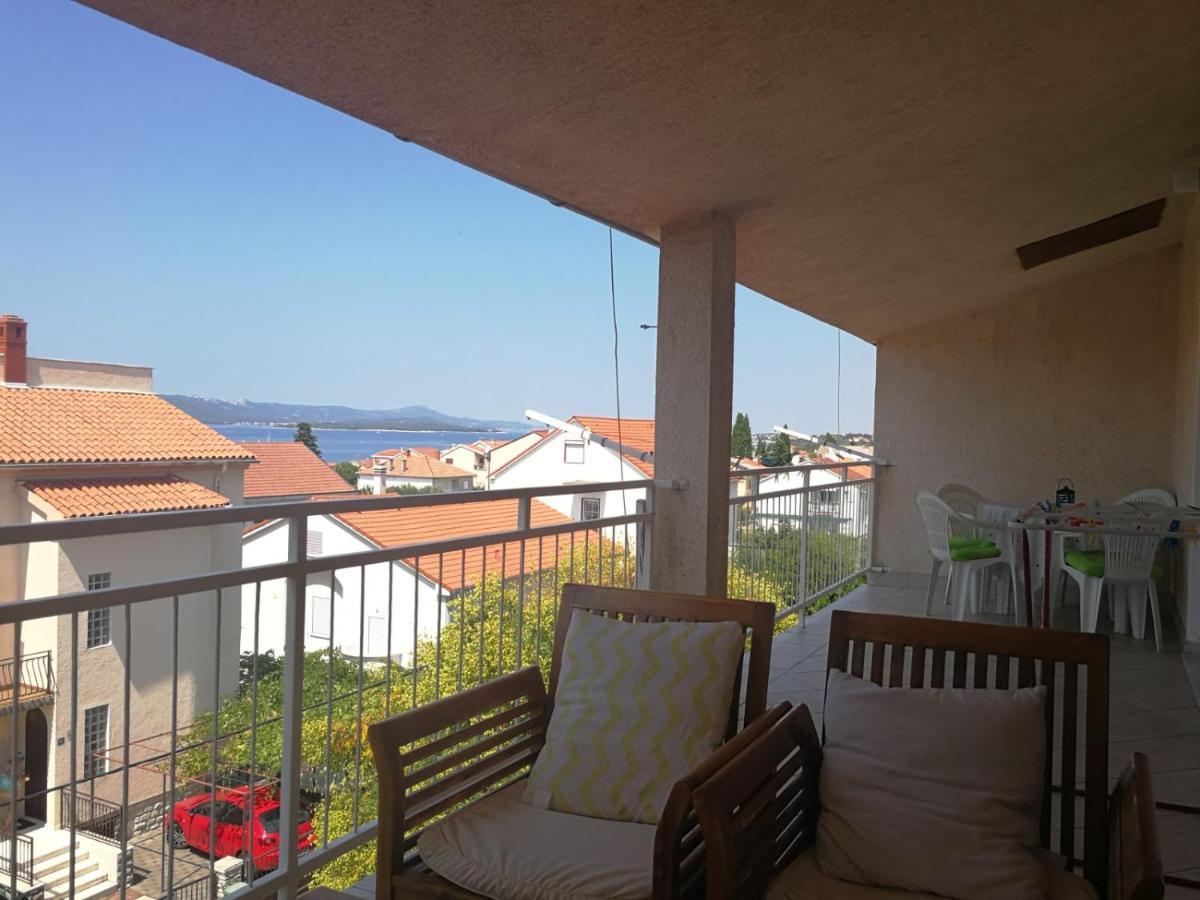 Apartmani Nea Biograd Na Moru Bagian luar foto