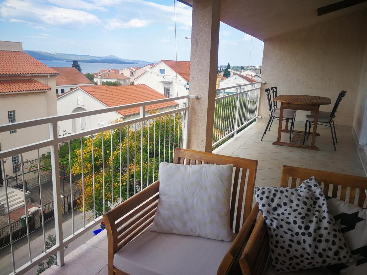 Apartmani Nea Biograd Na Moru Bagian luar foto