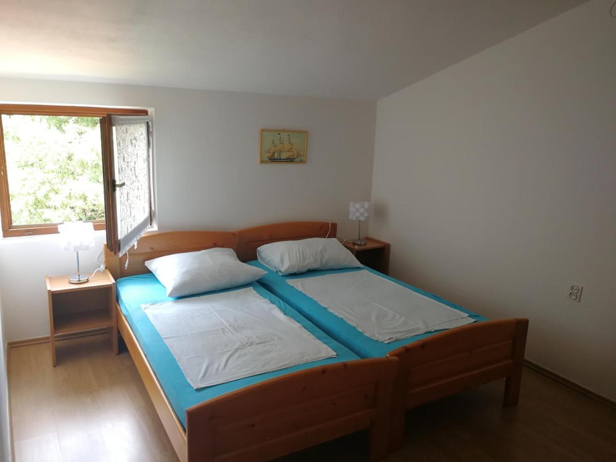 Apartmani Nea Biograd Na Moru Bagian luar foto