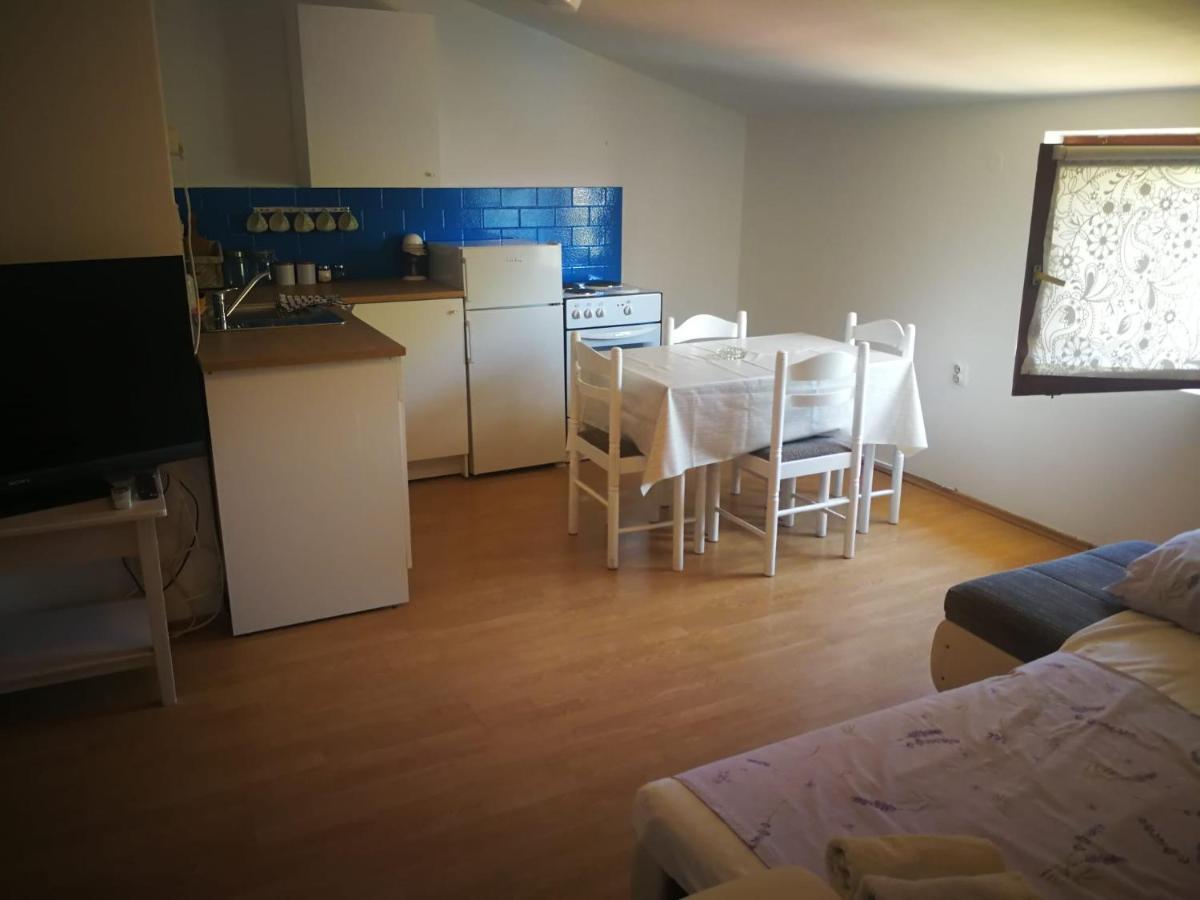 Apartmani Nea Biograd Na Moru Bagian luar foto