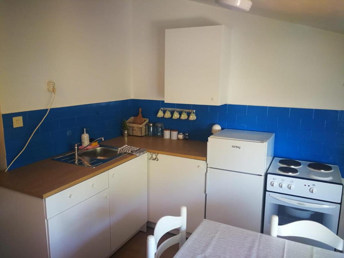 Apartmani Nea Biograd Na Moru Bagian luar foto